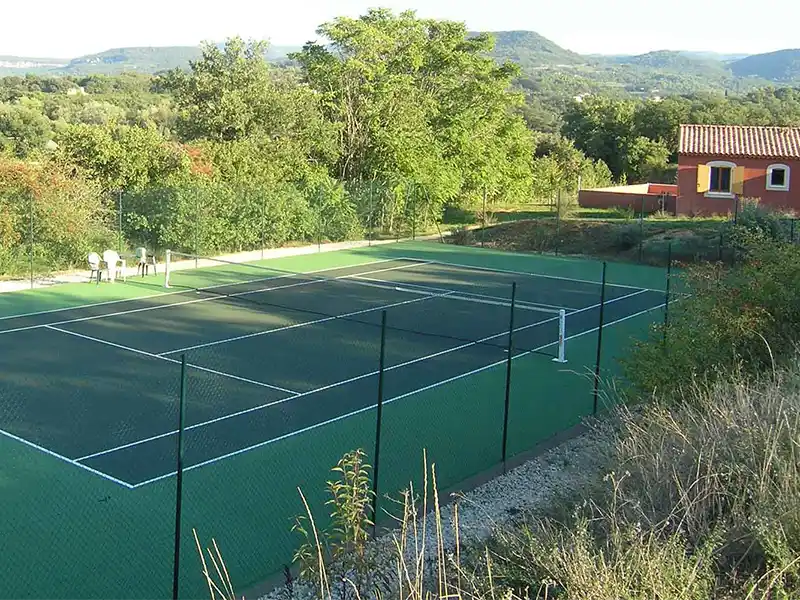 tennis village de gîte Luberon Colorado Provençal